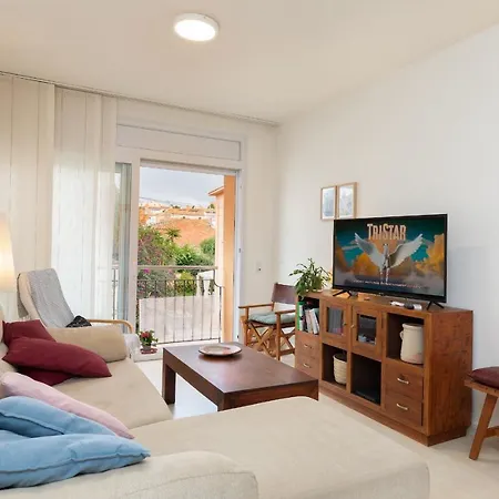 Apartment Hauzify I Capmany